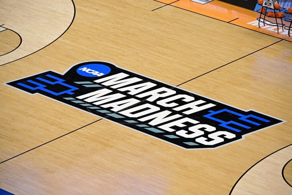 NCAA presents 72-, 76-team basketball tournament models to conference commissioners: Sources