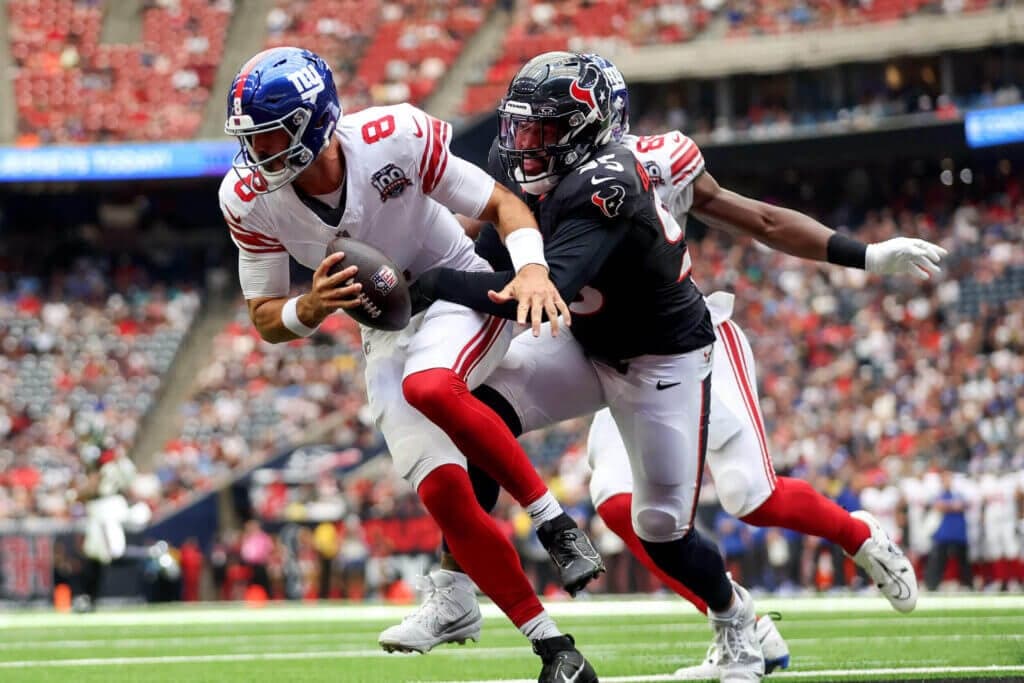 Giants QB Daniel Jones shaking off rust or was disaster vs. Texans sign of what's to come?