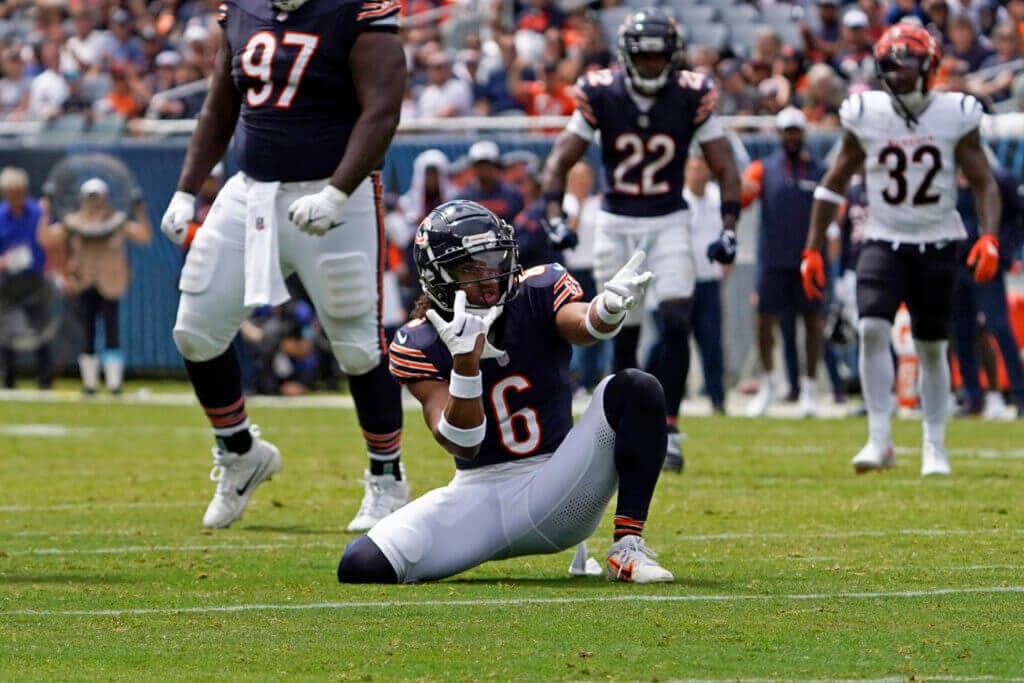 Bears risers and fallers: Caleb Williams on the run, Kyler Gordon in the backfield