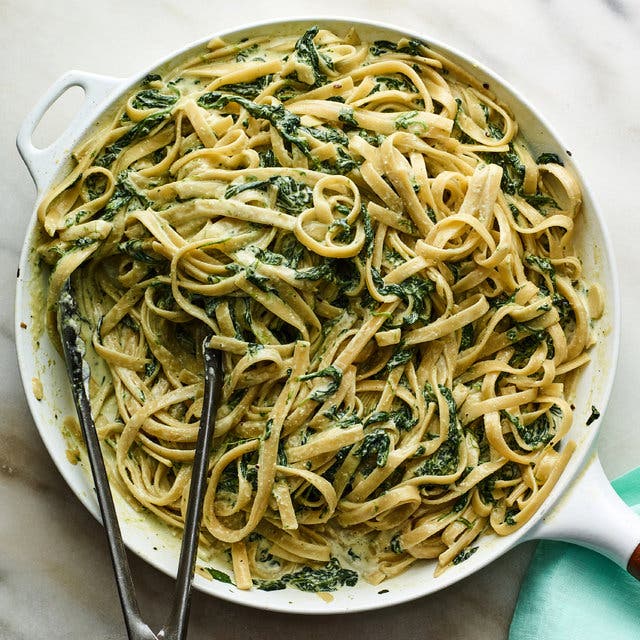 Creamed Spinach Pasta