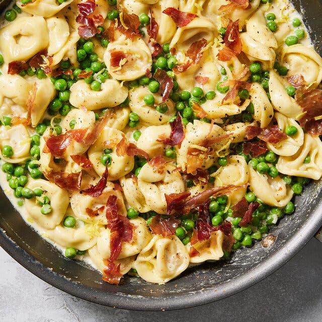 One-Pot Tortellini with Prosciutto and Peas